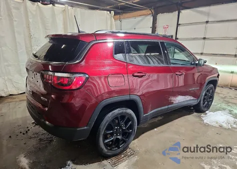 2022 Jeep Compass Latitude Lux z USA, uszkodzony, nr VIN 3C4NJDFB0NT135038